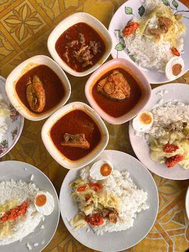 Amin Asam Pedas Bawah Pokok