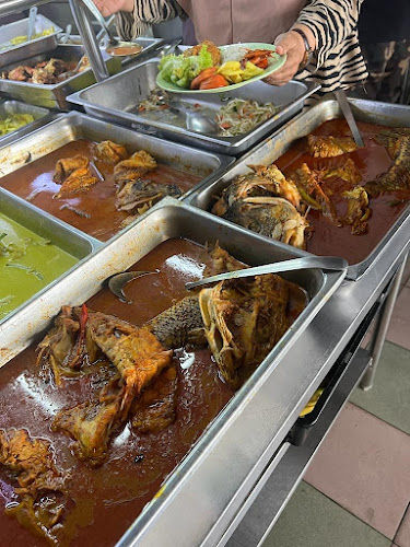 Opinii despre Sudut Selera Sri Cempaka în Johor Bahru - Gastronomi dan perhotelan