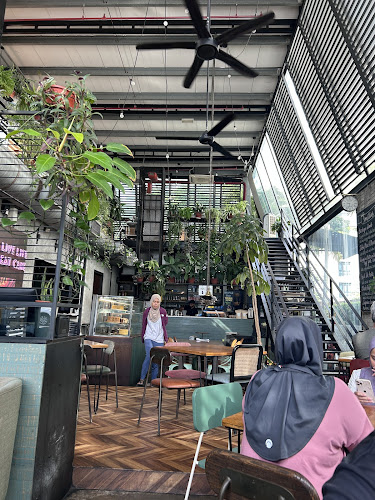 GK-11, Ground Floor, Empire Shopping Gallery, Jalan SS 16/1, 47500 Subang Jaya, Selangor