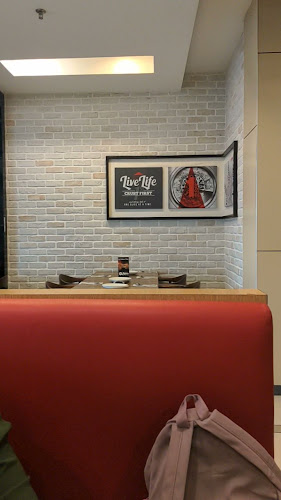 Opinii despre Pizza Hut Restaurant Berjaya Times Square în Kuala Lumpur - Gastronomi dan perhotelan