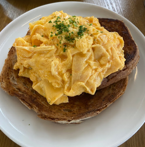 Opinii despre Breakfast Thieves APW Bangsar în Kuala Lumpur - Gastronomi dan perhotelan