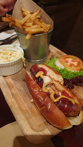 Comentarii opinii despre Bottle and Boar (by Jarrod & Rawlins)