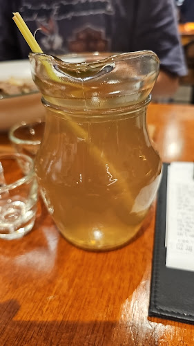 Ăn Viet - Gastronomi dan perhotelan