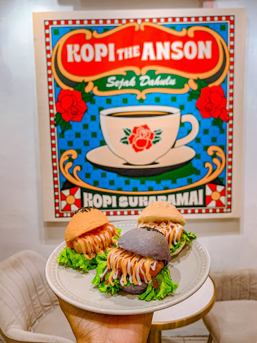 Cape Red Cafe - Teluk Intan