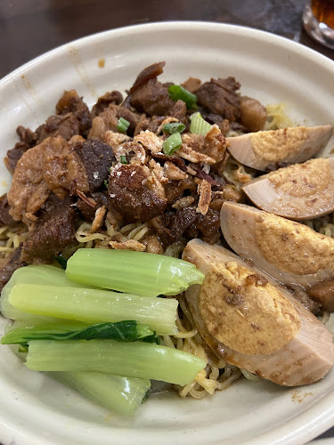 Mei Fong Curry Noodles - Gastronomi dan perhotelan