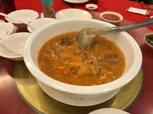 Opinii despre Rainbow Seafood Restaurant în Menglembu - Gastronomi dan perhotelan