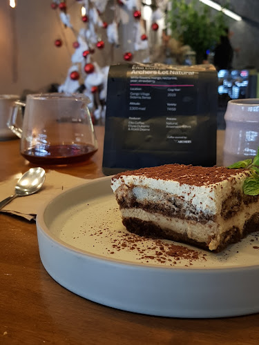 +90 Specialty (Plus Ninety Specialty) - Gastronomi dan perhotelan