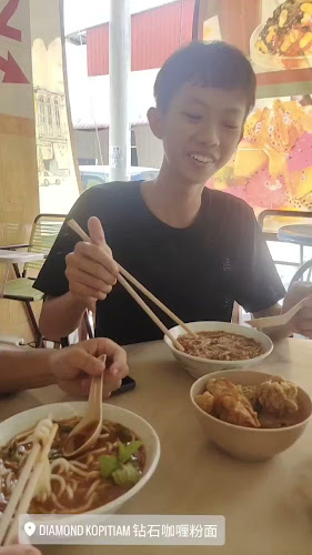 Opinii despre Kafe Diamond Kopitiam în Menglembu - Gastronomi dan perhotelan