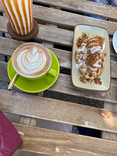 PastelMonoMY - Kuala Terengganu