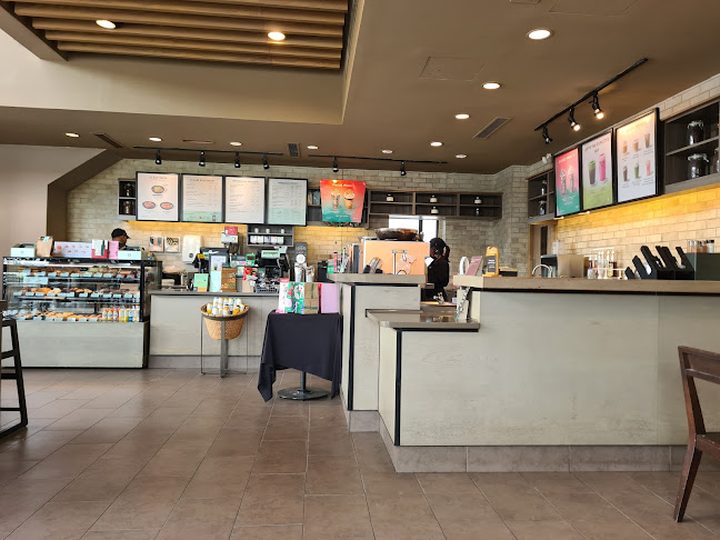 Starbucks Tin Village, Kampar - Gastronomi dan perhotelan