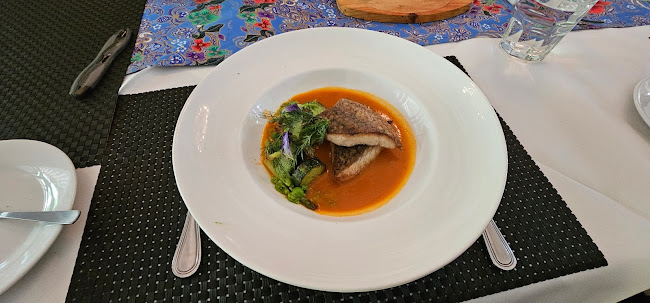 Comentarii opinii despre Suffolk House Restaurant