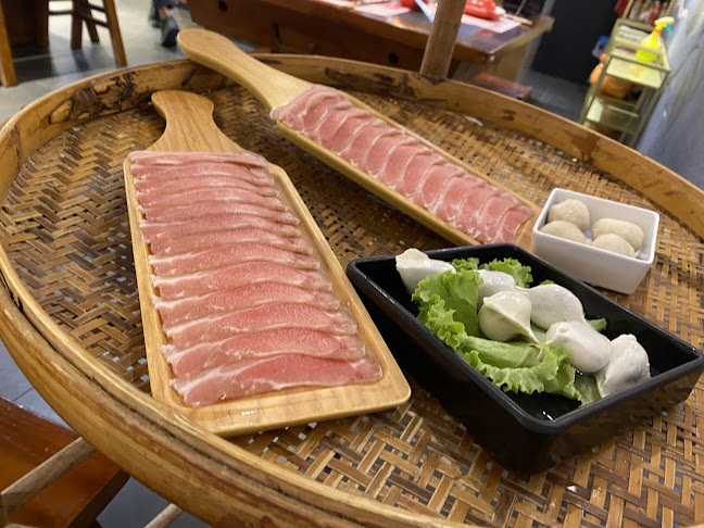 One Dish One Taste (China Hot Pot) - Gastronomi dan perhotelan