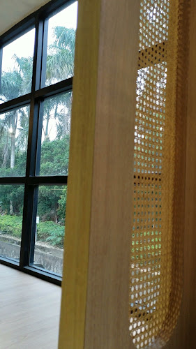 Comentarii opinii despre Makarios Book Café