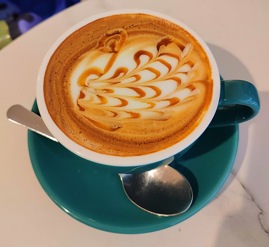 Yin’s Sourdough Bakery & Cafe (Mid Valley)