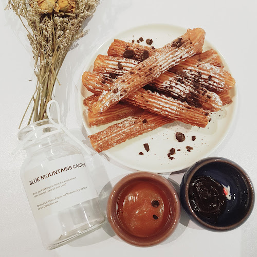 Opinii despre Coastal Coffee Club în Kota Kinabalu - Gastronomi dan perhotelan