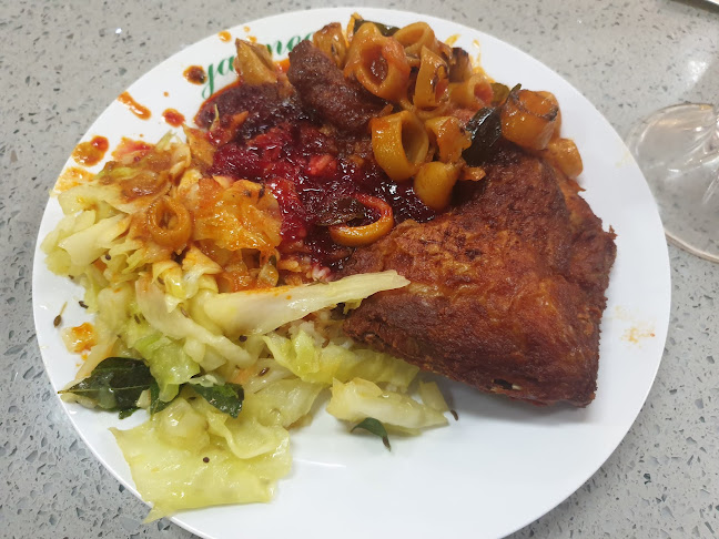 Opinii despre Restoran Nasi Kandar Yasmeen în Kulim - Gastronomi dan perhotelan