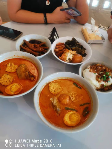 Luodong - Gastronomi dan perhotelan