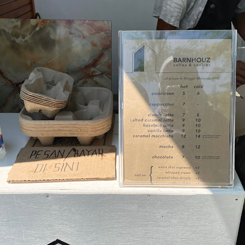 BARNHOUZ Coffee & Cookies - Kuantan