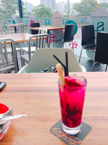 SOULed OUT Kota Kinabalu - Gastronomi dan perhotelan