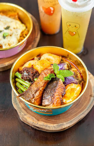 One Burger#one laksa house Panorama - Gastronomi dan perhotelan