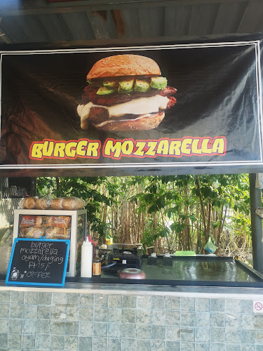 Burger Mozzarella - Gastronomi dan perhotelan