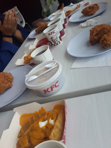 Opinii despre KFC Wisma Gerakan în Seremban - Gastronomi dan perhotelan