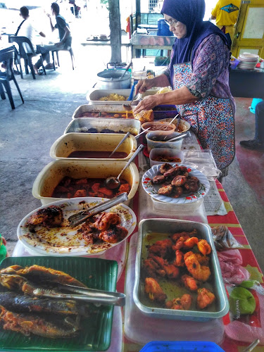 Comentarii opinii despre Kedai Makan Mok Su Esah