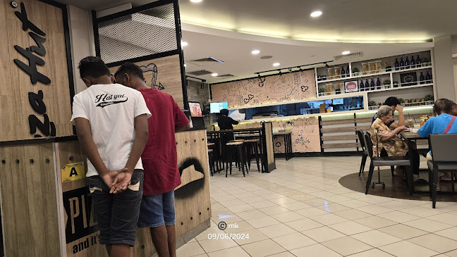 Pizza Hut Teluk Intan - Gastronomi dan perhotelan