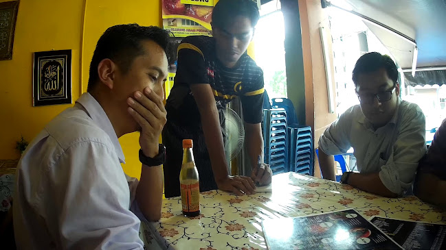 Opinii despre Kluang Asam Pedas în Kluang - Gastronomi dan perhotelan