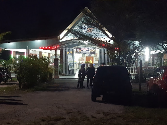 Jalan Wakaf, Kampung Pengkalan Renggam, 75460 Melaka