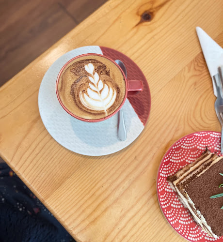 Kooky Cream @ The Hub SS2