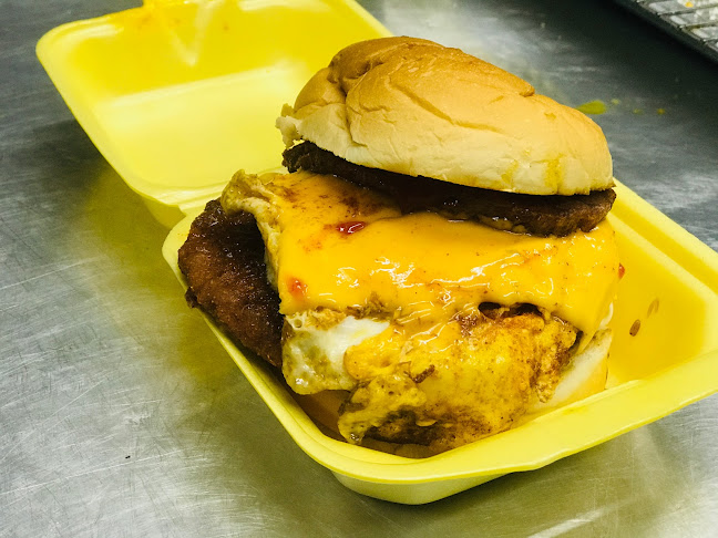 Opinii despre MUAZSS BURGER - TAMAN PELANGI în Johor Bahru - Gastronomi dan perhotelan