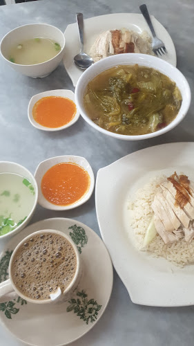 Lucky Corner Chicken Rice Cafe