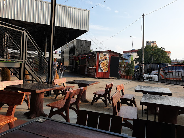 Lepak Luu Food Court