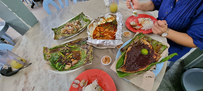 Comentarii opinii despre Restoran Ikan Bakar Tampin