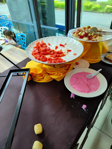 Comentarii opinii despre Reef Cafe@D'Wharf Hotel