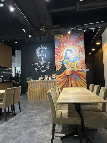 Vanakam India (Mount Austin)