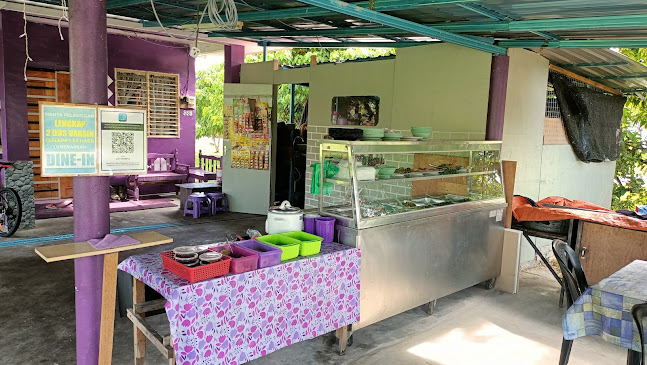 WARUNG KAMPUNG LOT D'PURPLE