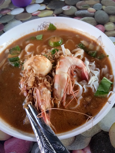 Opinii despre Along Char Koey Teaw în Parit Buntar - Gastronomi dan perhotelan