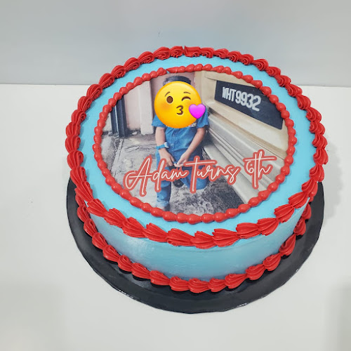 Opinii despre Dnialicious Cake House Pasir Panjang în Kuala Terengganu - Gastronomi dan perhotelan