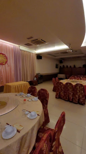 East Ocean Seafood Restaurant | Menglembu - Gastronomi dan perhotelan