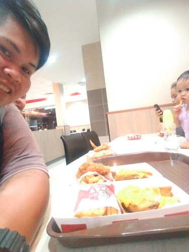 Opinii despre KFC Emart Miri în Miri - Gastronomi dan perhotelan