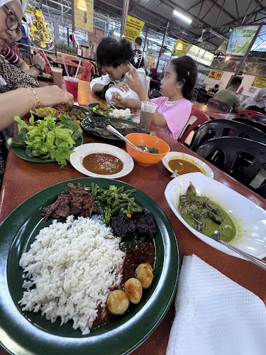 Comentarii opinii despre Restoran Gerak 23 (Masakan Ala Kampung)