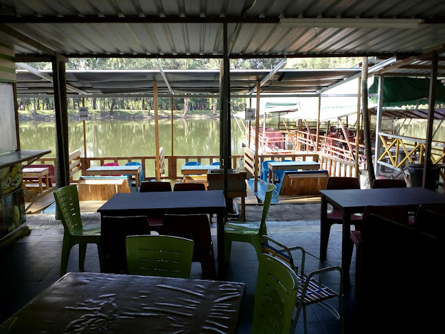 Lakeside Restaurant Gelora Point
