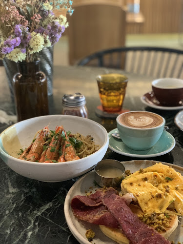 Common Man Coffee Roasters - Kuala Lumpur - Kuala Lumpur