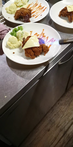 Lepak Luu Food Court