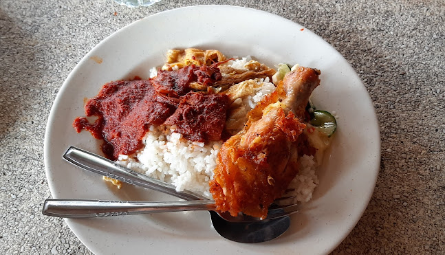 Opinii despre Warong Mohd Seth în Batu Pahat - Gastronomi dan perhotelan