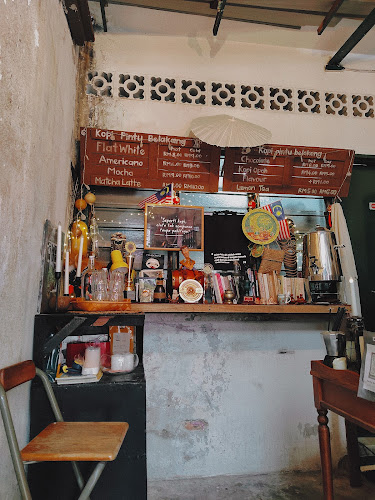 Kopi Pintu Belakang - Petaling Jaya