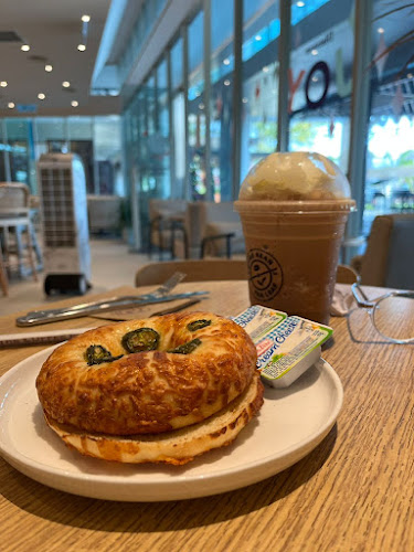 Comentarii opinii despre The Coffee Bean & Tea Leaf - Aman Central Mall