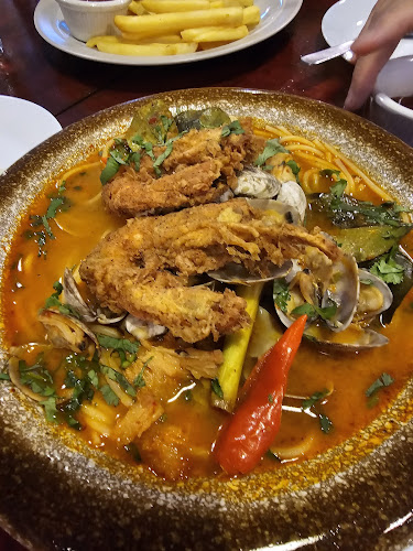 Opinii despre Fika Farmhouse în Iskandar Puteri - Gastronomi dan perhotelan